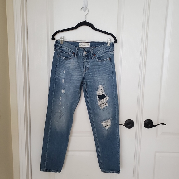 Abercrombie & Fitch 2R Boyfriend Straight Jean Distressed - Picture 1 of 5